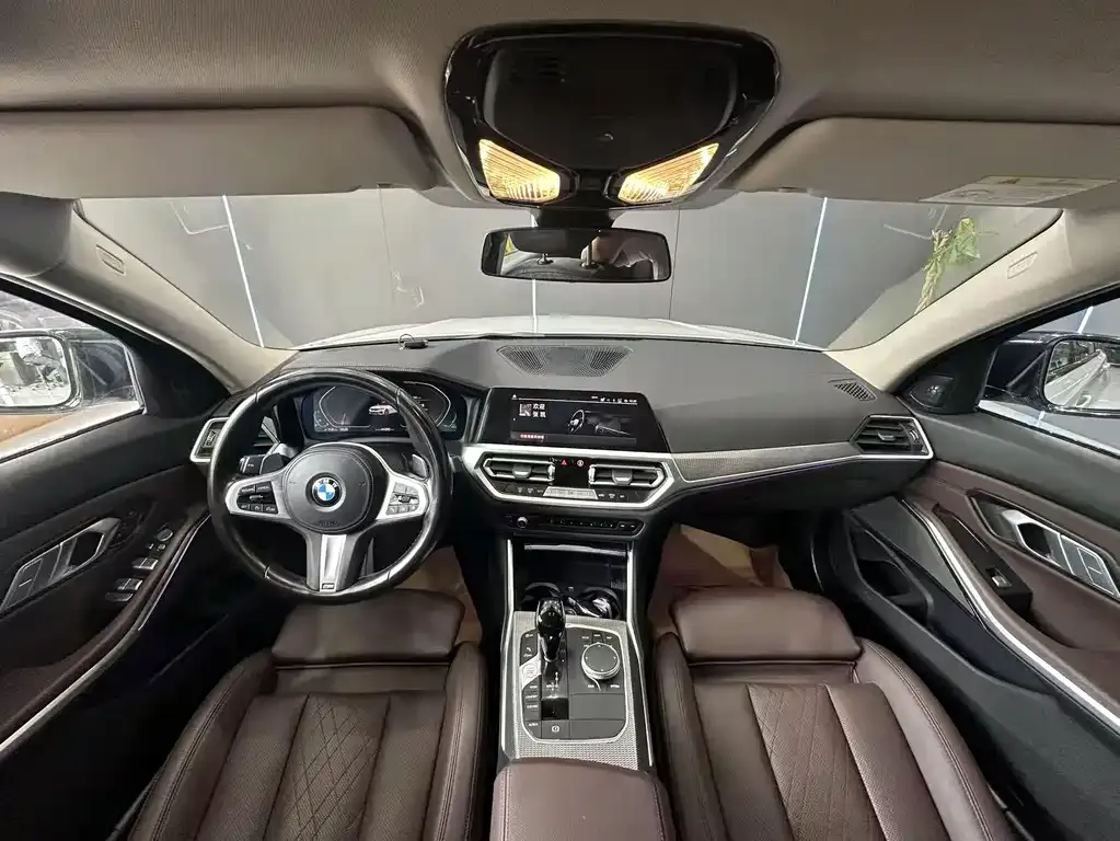 BMW 3 Series 2022 из CN, фото 9