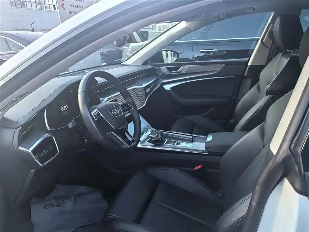 Audi A7 2024 из CN, фото 5