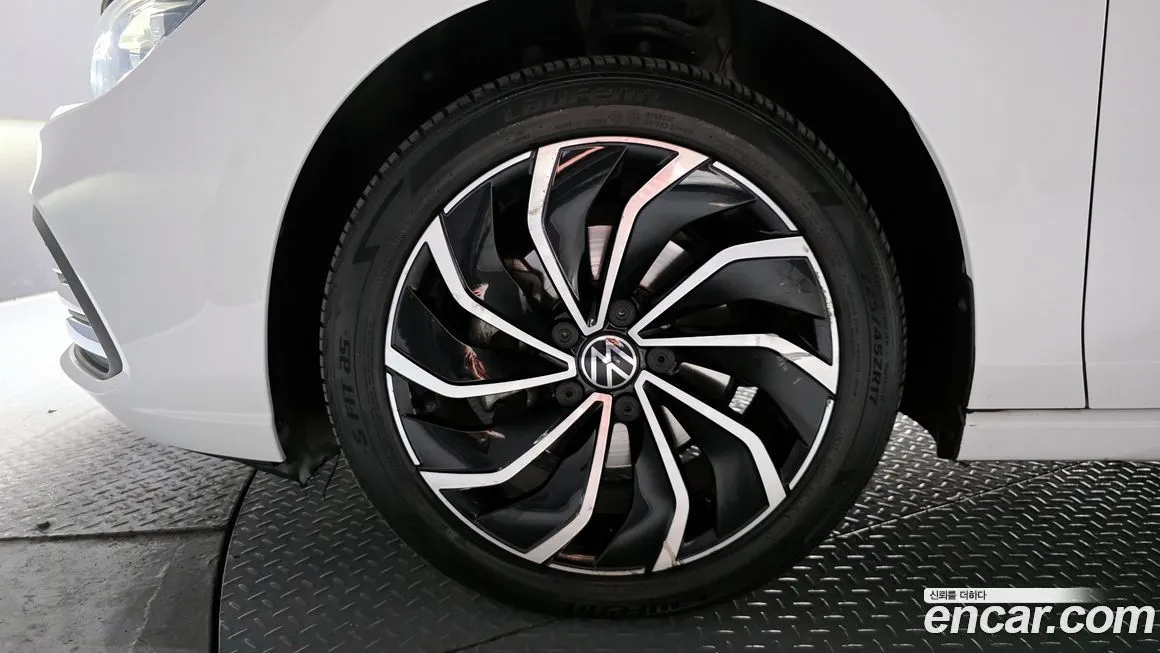 Volkswagen Golf 2022 из KR, фото 5