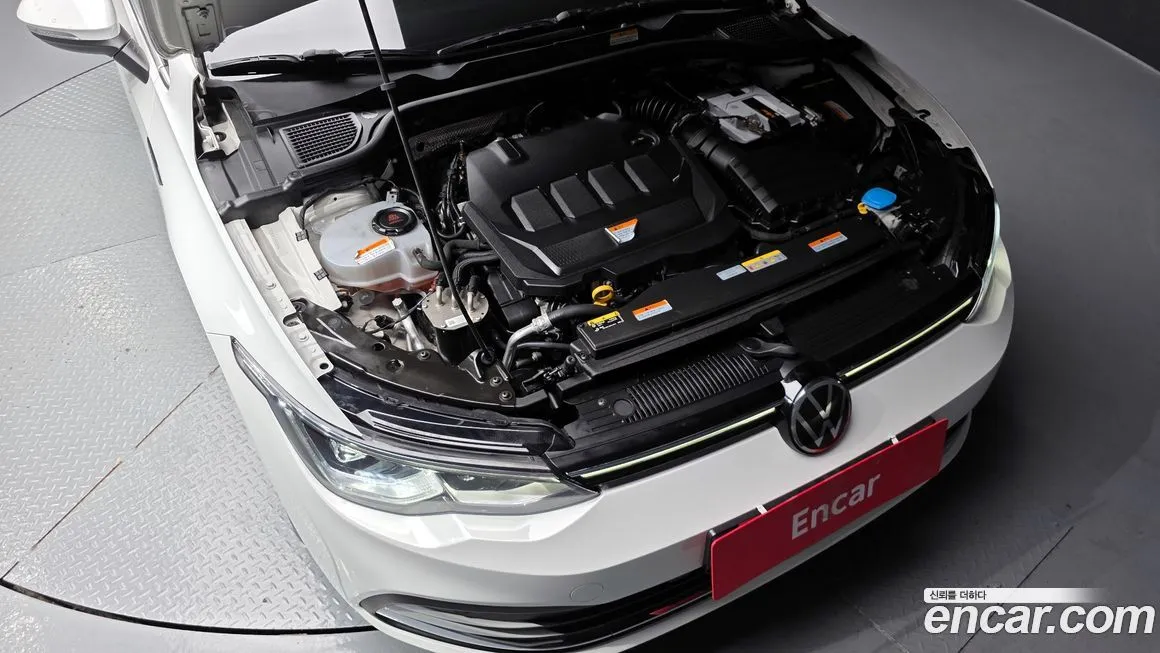 Volkswagen Golf 2022 из KR, фото 6