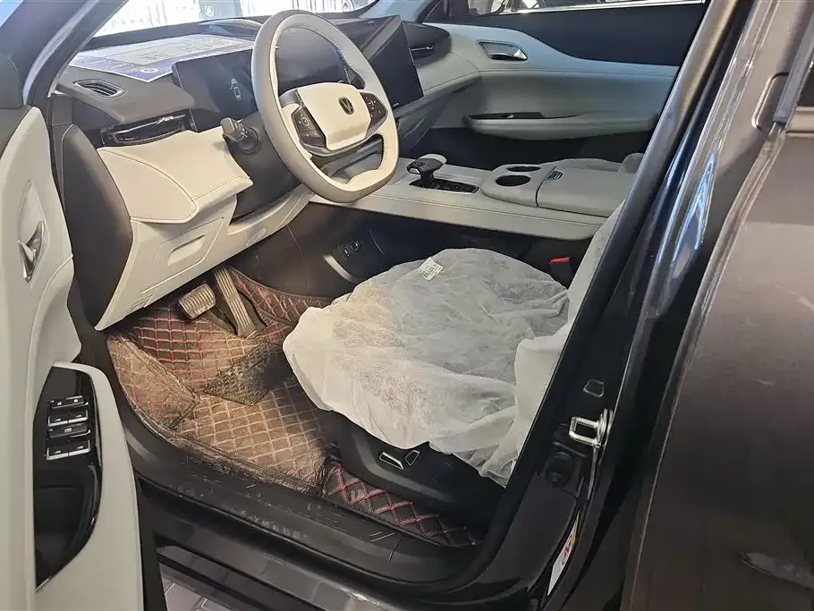 Changan UNI-Z 2025 из CN, фото 9