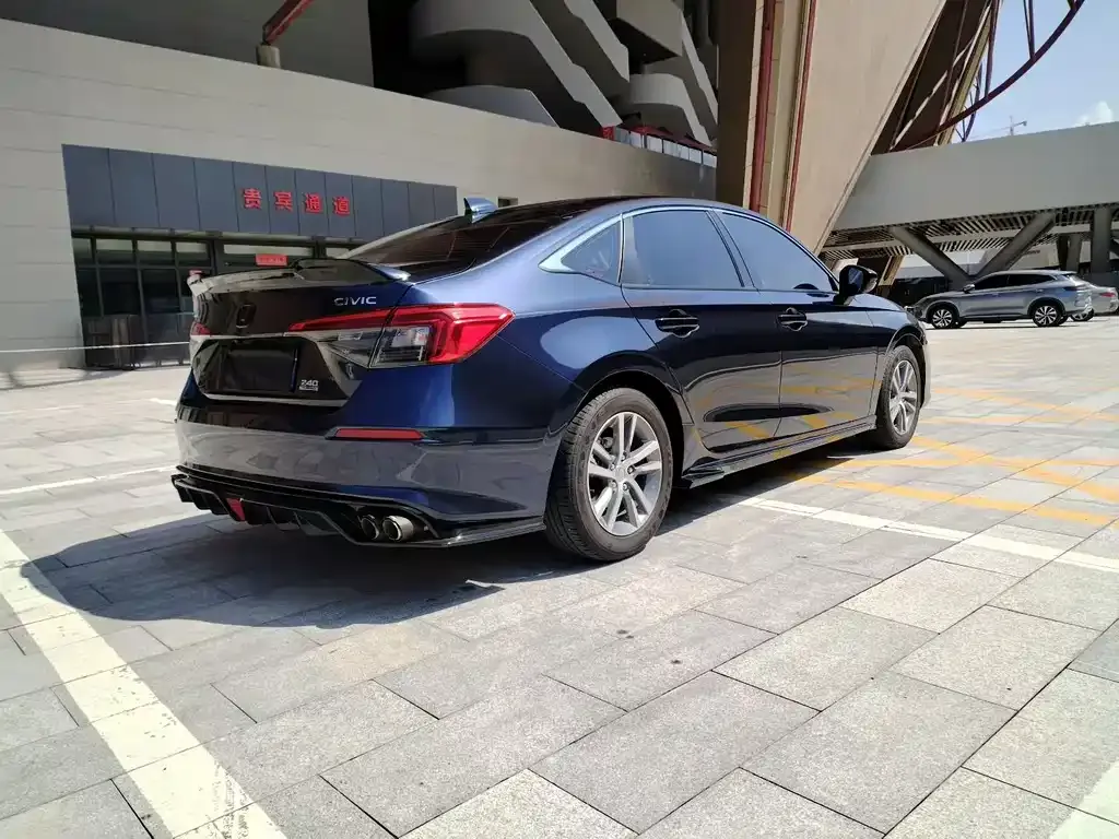 Honda Civic — фото 6