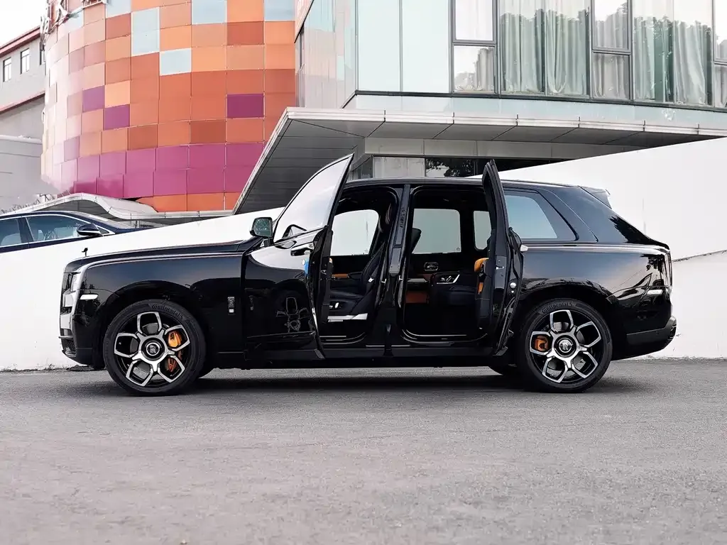 Rolls-Royce Cullinan 2022 из CN, фото 2