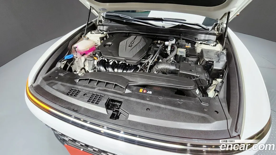 Hyundai Grandeur 2023 из KR, фото 6