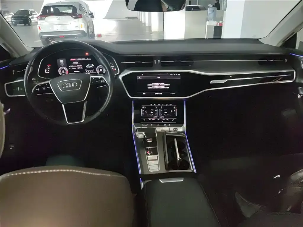 Audi A7 2024 из CN, фото 10