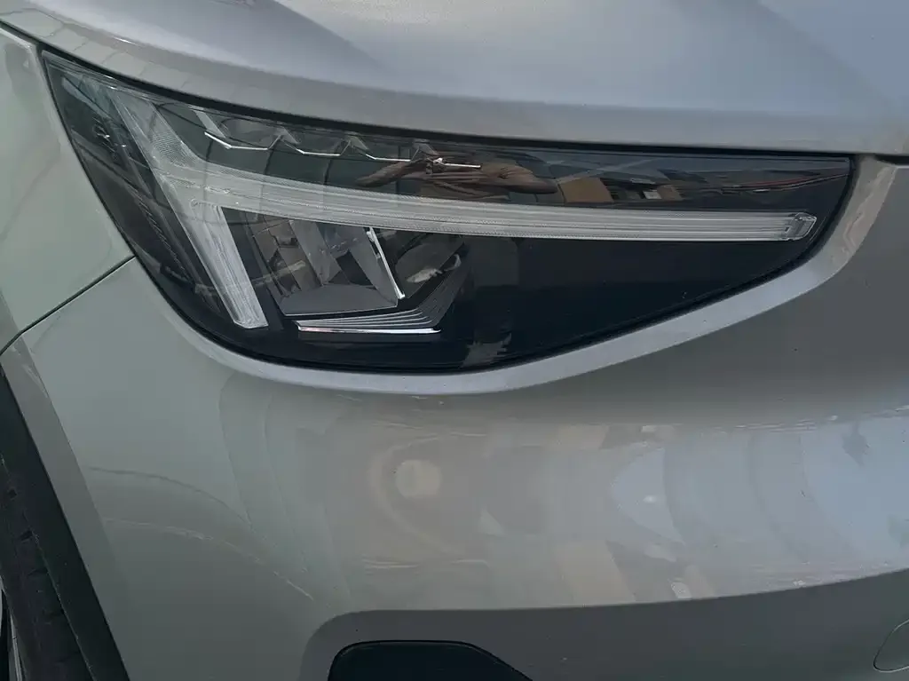 Volvo C40 2023 из CN, фото 5