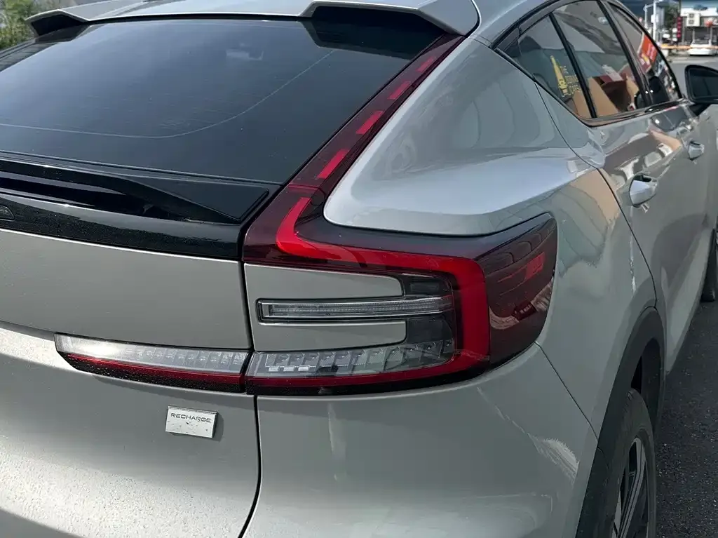 Volvo C40 2023 из CN, фото 6