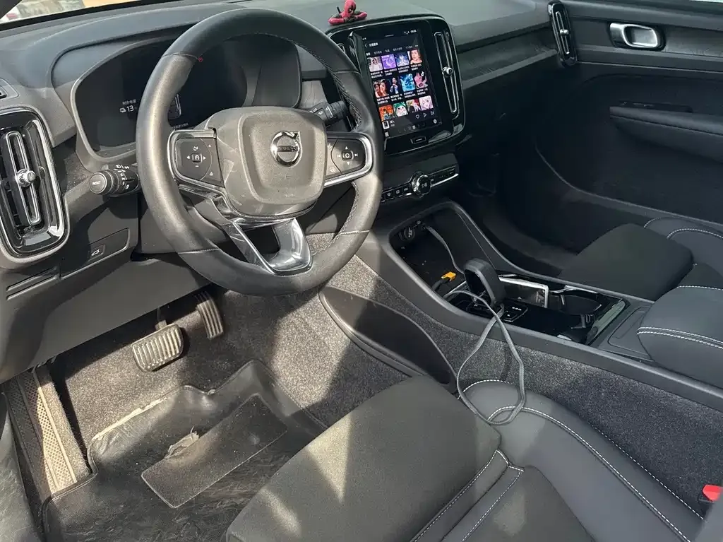 Volvo C40 2023 из CN, фото 9