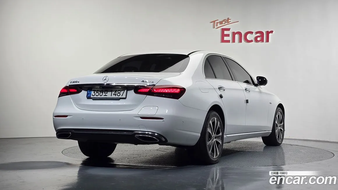 Mercedes-Benz E-Class 2021 из KR, фото 2