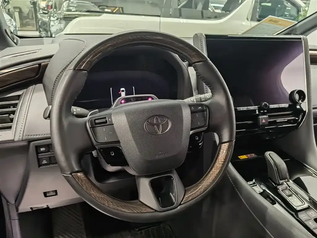 Toyota Alphard 2024 из CN, фото 9