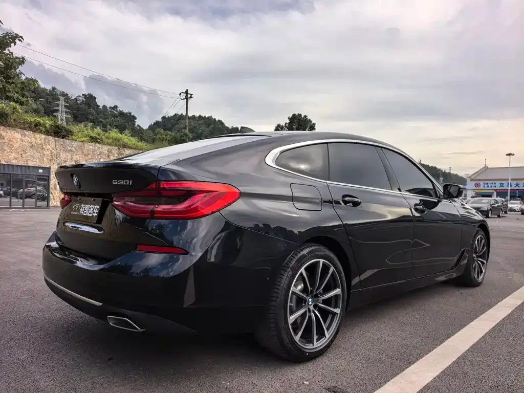 BMW 6 Series GT 2022 из CN, фото 6