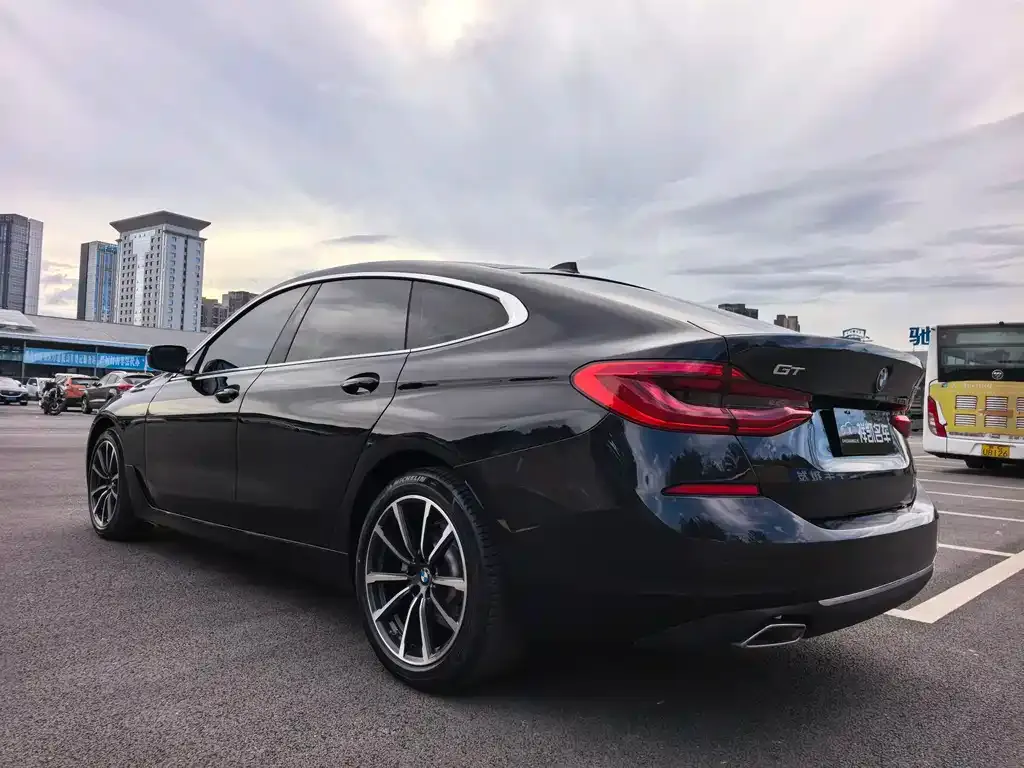 BMW 6 Series GT 2022 из CN, фото 7
