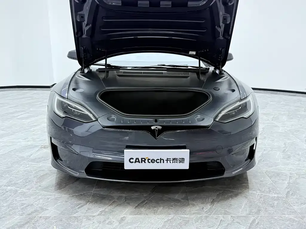 Tesla Model S — фото 5