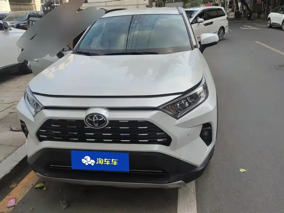 Toyota RAV4 2024 из CN, фото 2