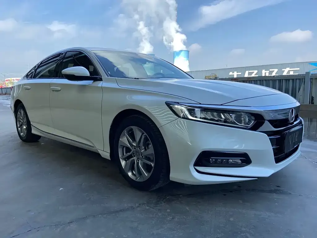 Honda Accord — фото 3