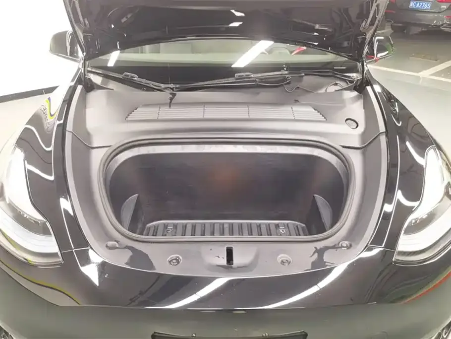 Tesla Model Y 2023 из CN, фото 10