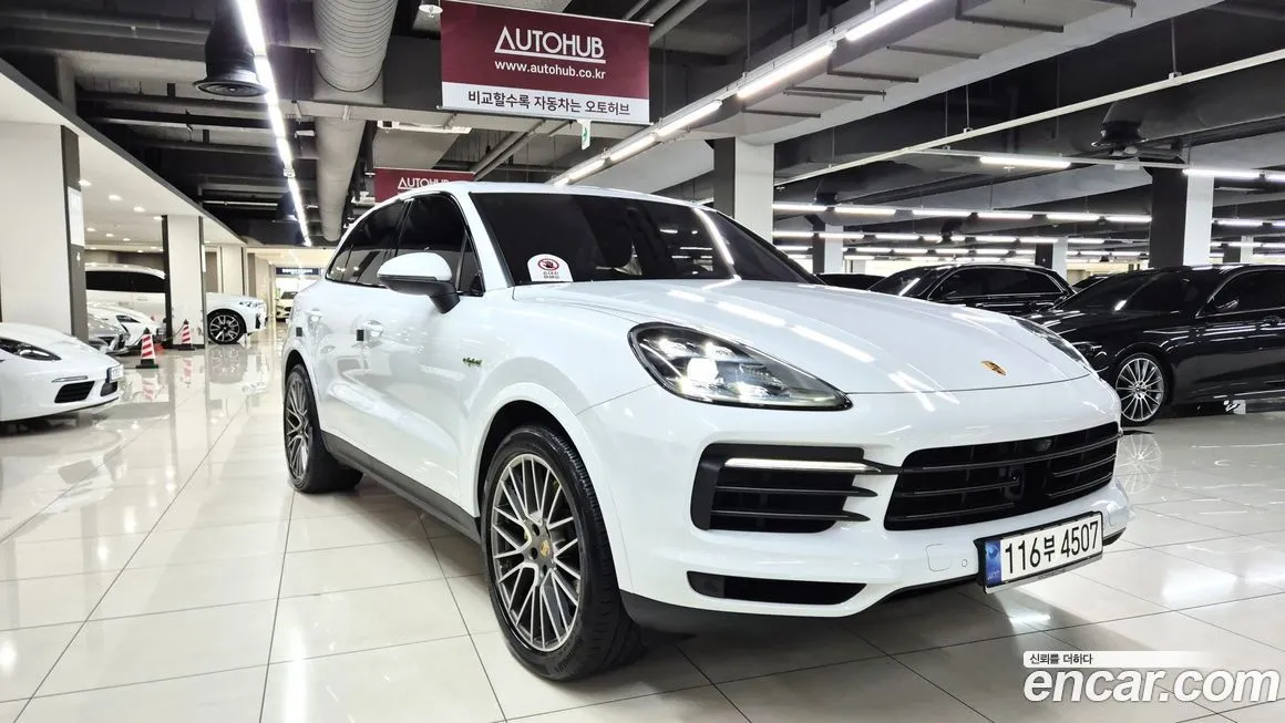 Porsche Cayenne 2023 из KR, фото 2