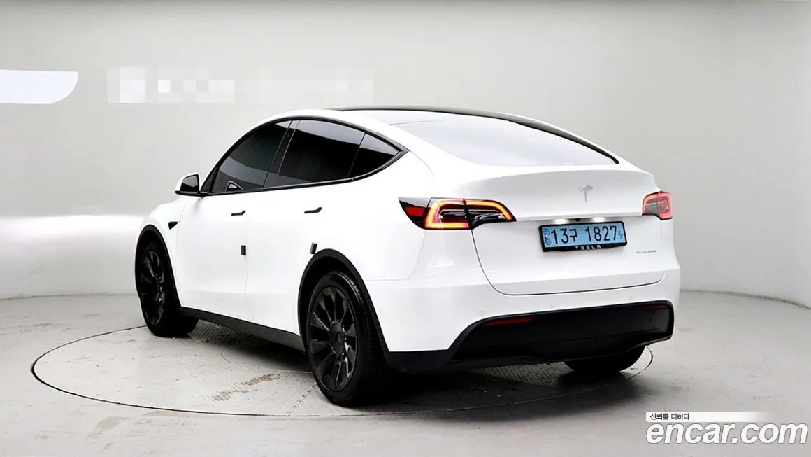 Tesla Model Y 2021 из KR, фото 2