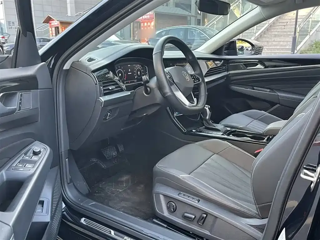Volkswagen Passat 2024 из CN, фото 8