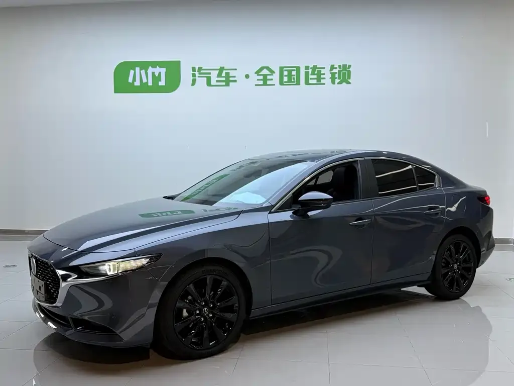 Mazda 3 Axela 2022 из CN, фото 1