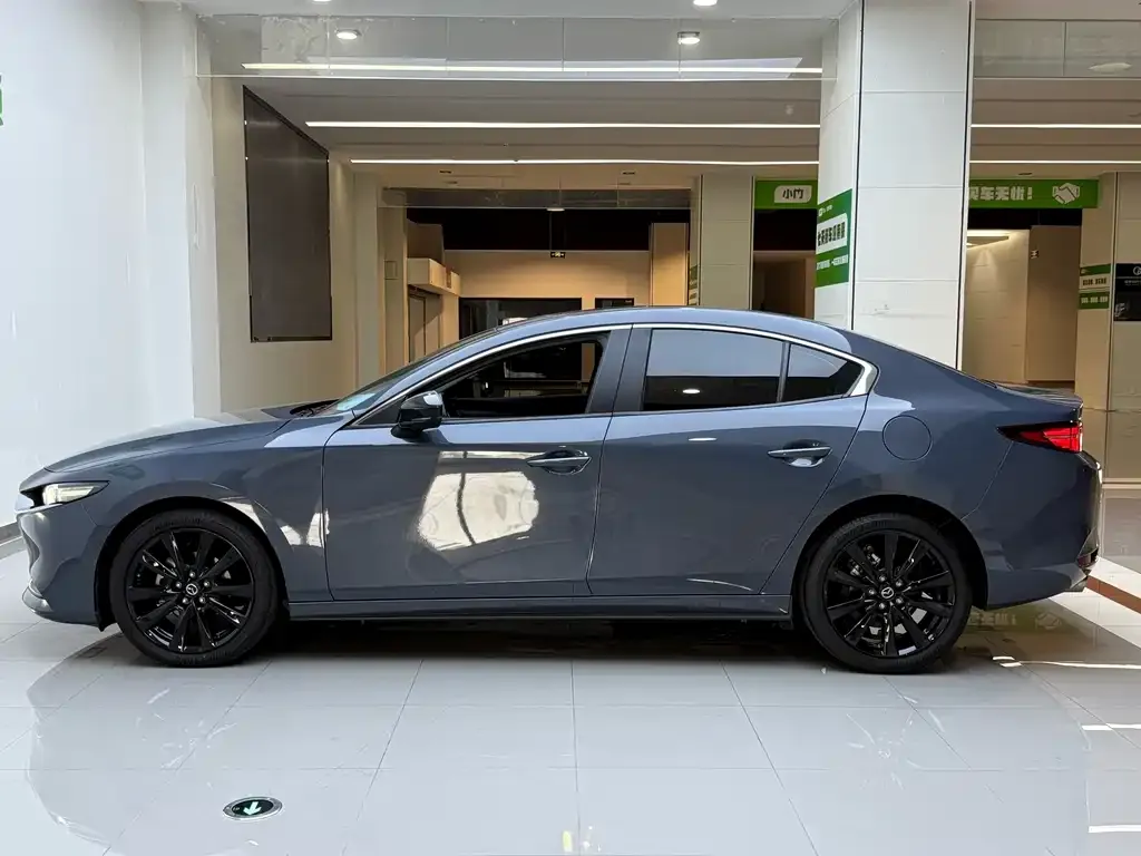 Mazda 3 Axela 2022 из CN, фото 7