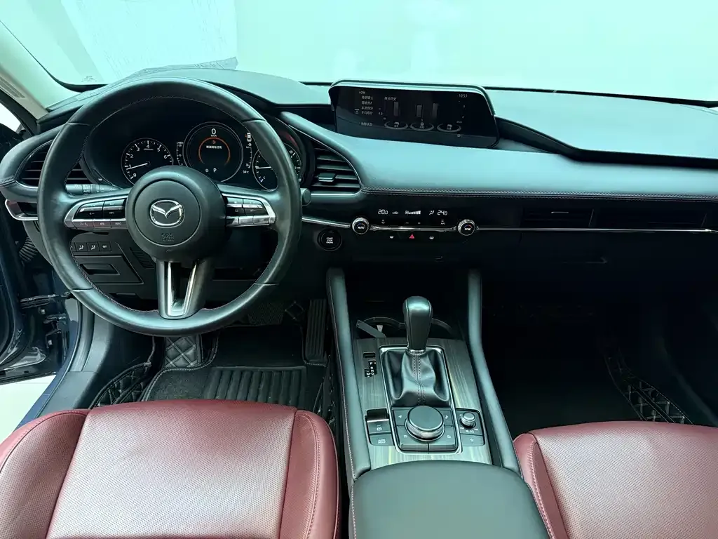 Mazda 3 Axela 2022 из CN, фото 9