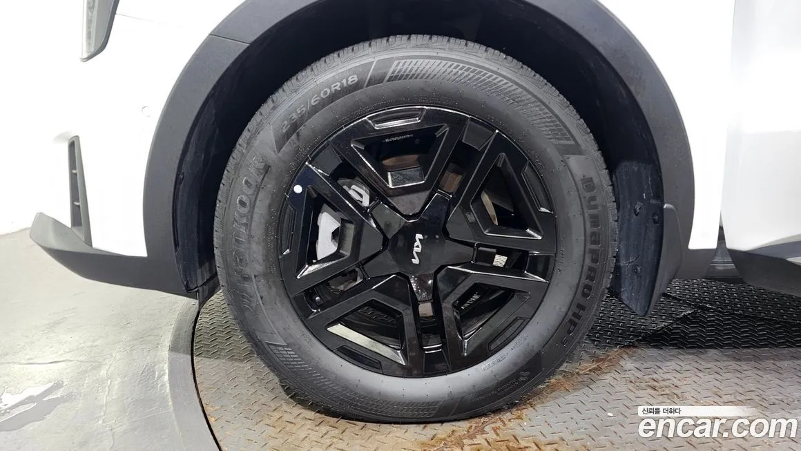 Kia Sorento — фото 5