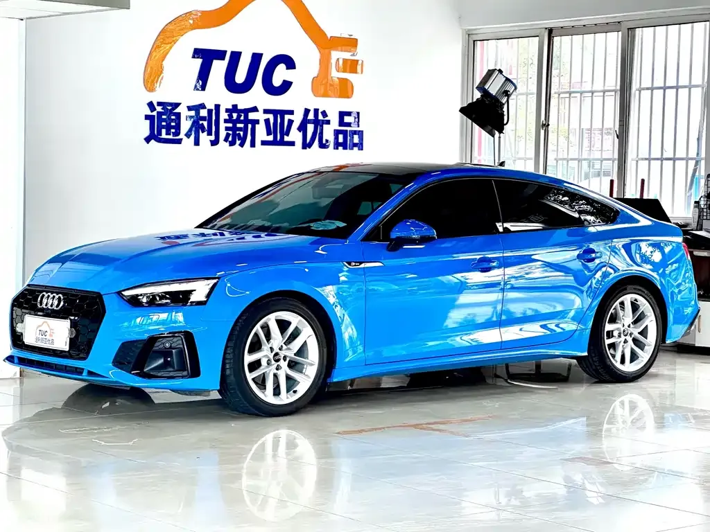 Audi A5 (Import) 2021 из CN, фото 1
