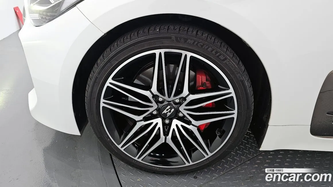 Kia Stinger — фото 5