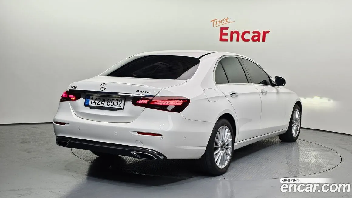 Mercedes-Benz E-Class 2022 из KR, фото 2