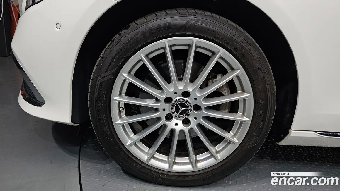 Mercedes-Benz E-Class 2022 из KR, фото 5