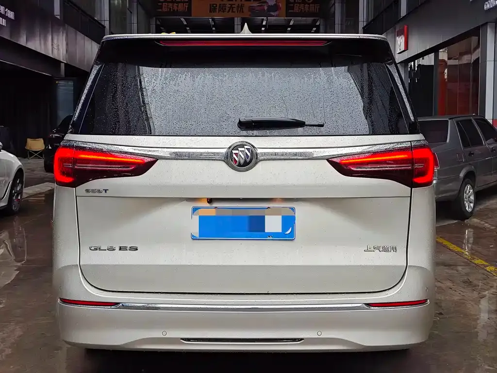 Buick GL8 2022 из CN, фото 3