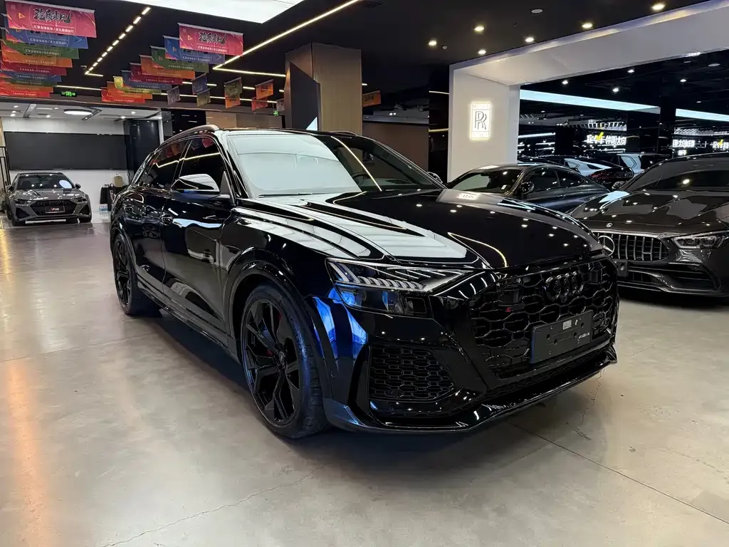 Audi RS Q8 2021 из CN, фото 4
