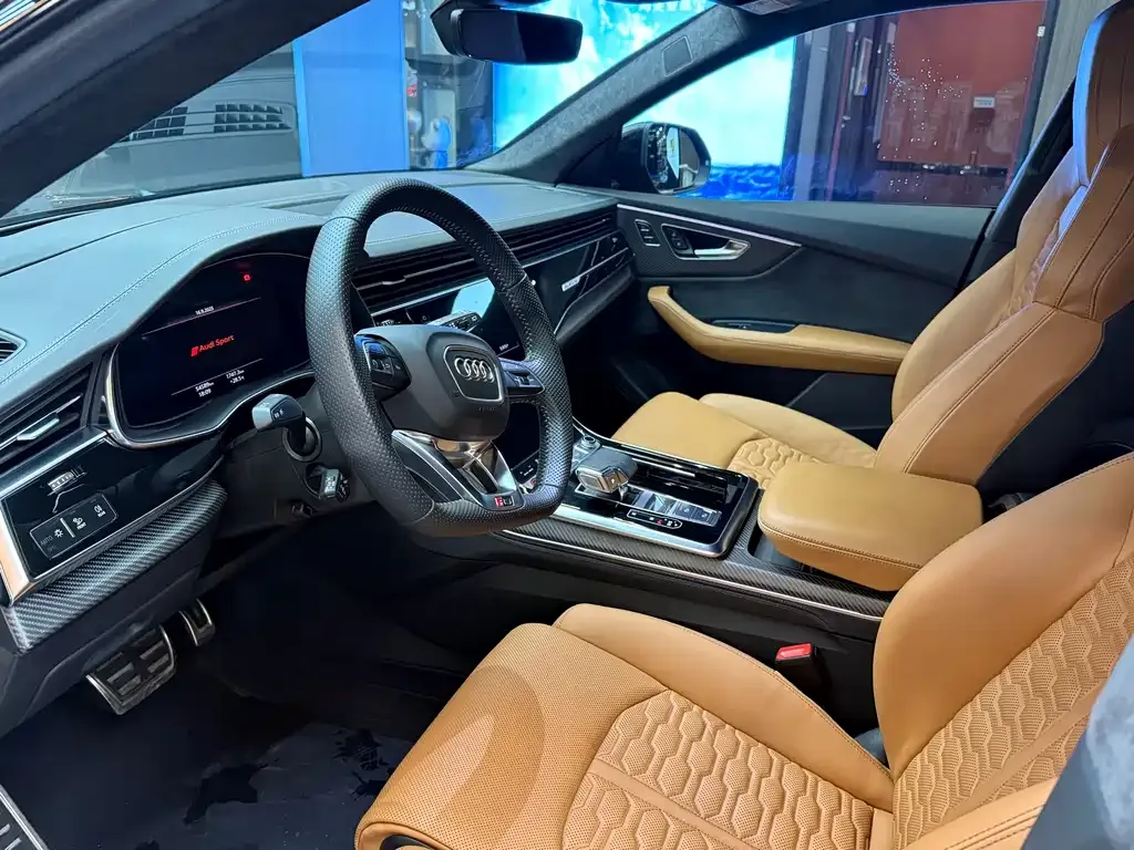Audi RS Q8 2021 из CN, фото 7