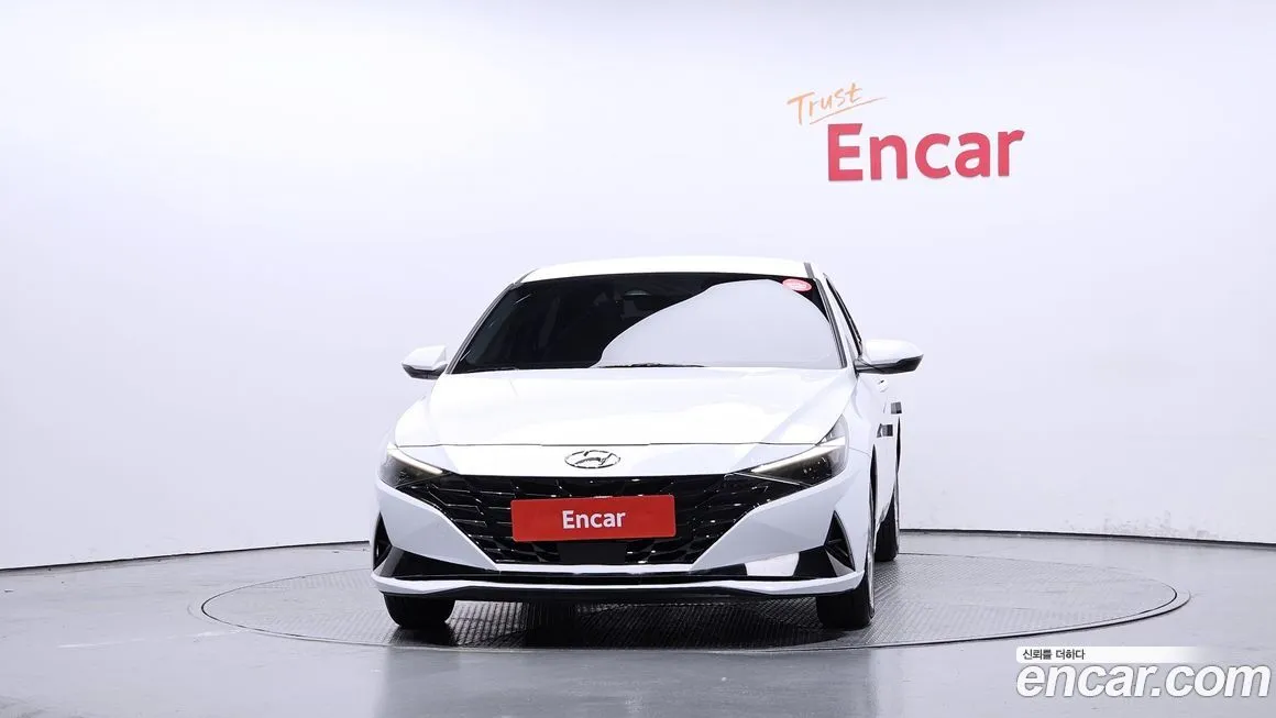 Hyundai AVANTE — фото 3