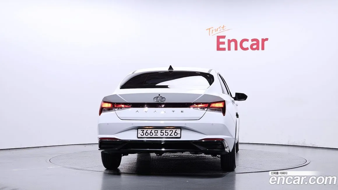 Hyundai AVANTE — фото 4