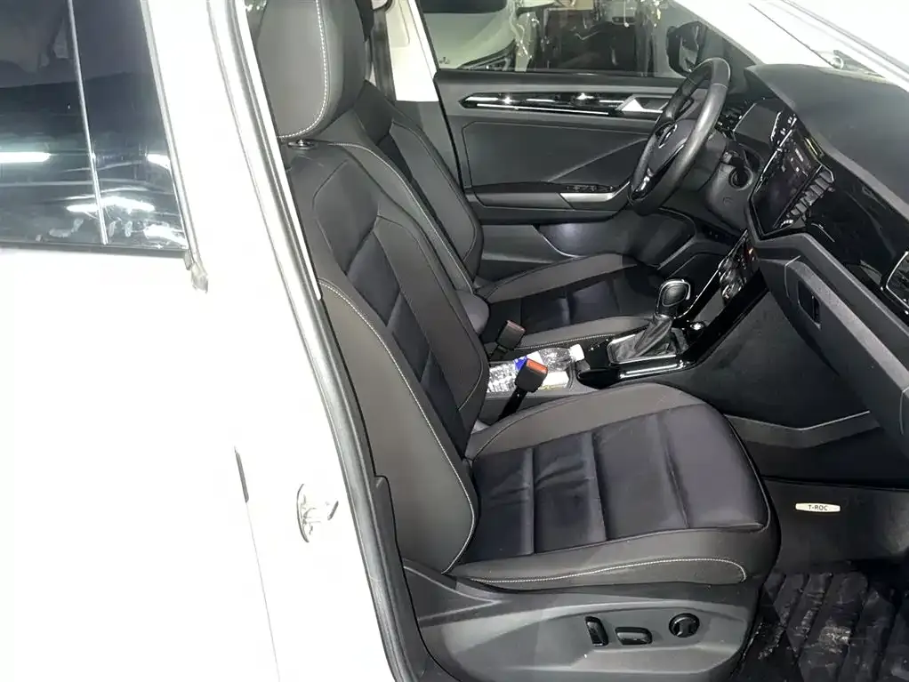 Volkswagen T-Roc 2022 из CN, фото 3