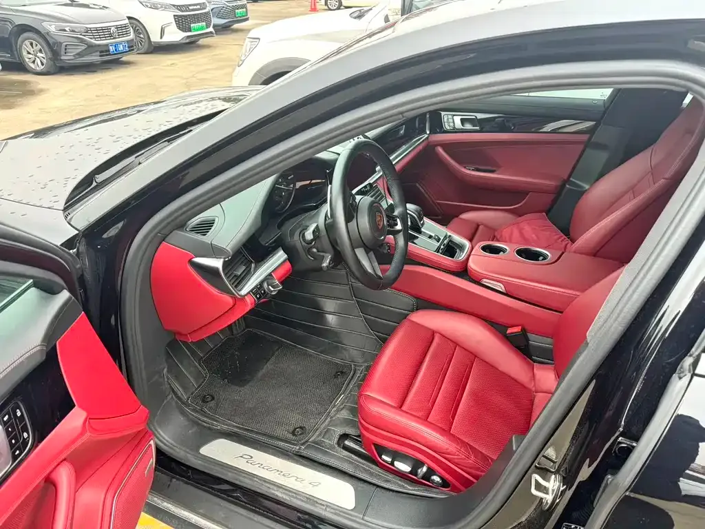 Porsche Panamera 2022 из CN, фото 2