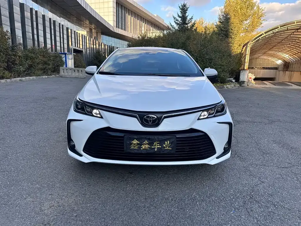 Toyota Corolla 2022 из CN, фото 2