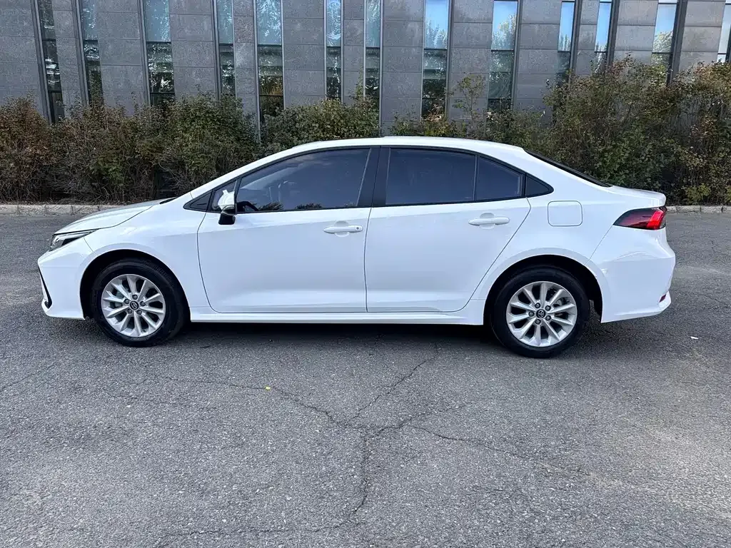 Toyota Corolla 2022 из CN, фото 4