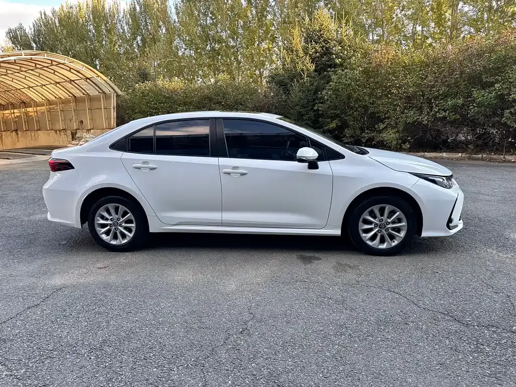 Toyota Corolla 2022 из CN, фото 6