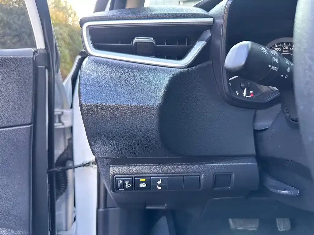 Toyota Corolla 2022 из CN, фото 8