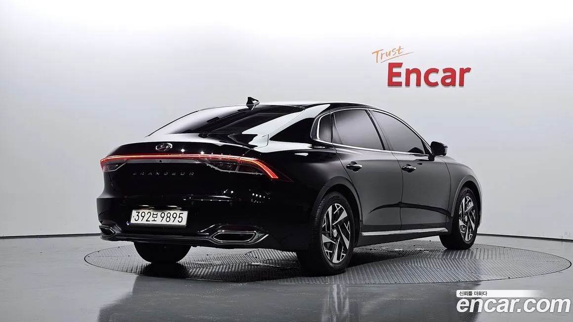 Hyundai Grandeur 2023 из KR, фото 2