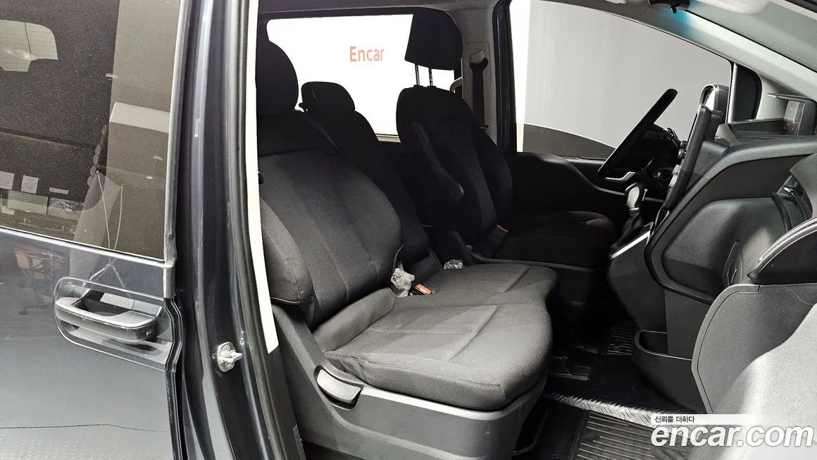 Hyundai Staria — фото 10
