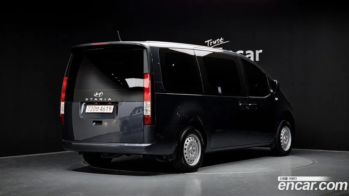 Hyundai Staria — фото 2