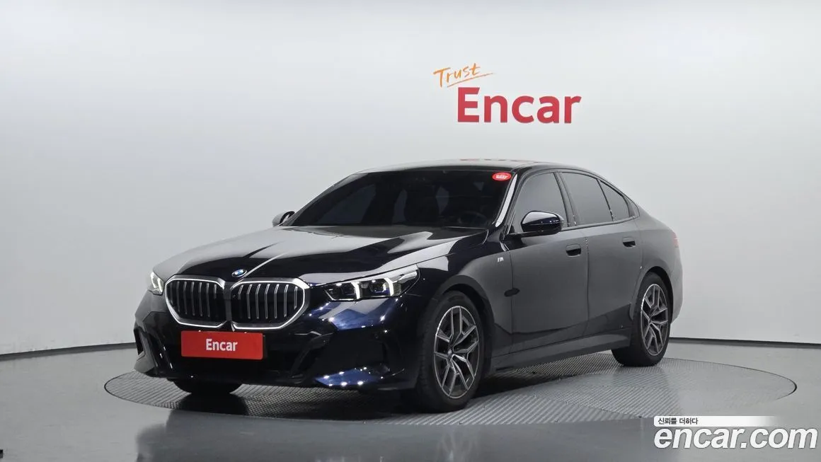 BMW 5-Series 2024 из KR, фото 1