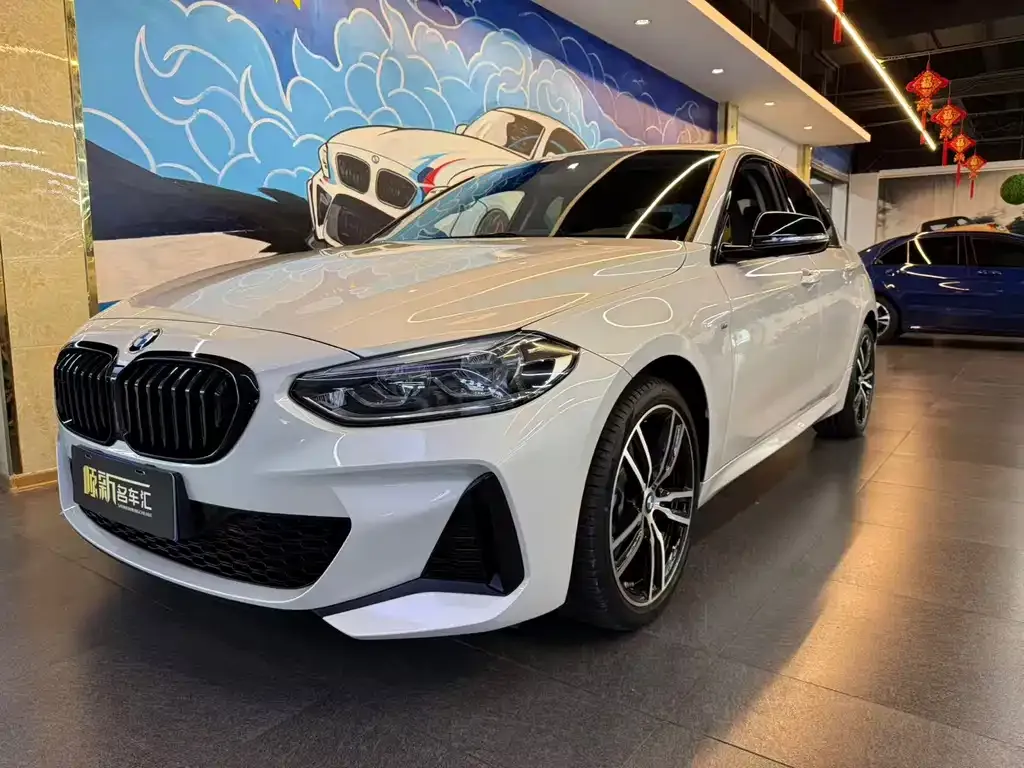 BMW 1 Series — фото 1