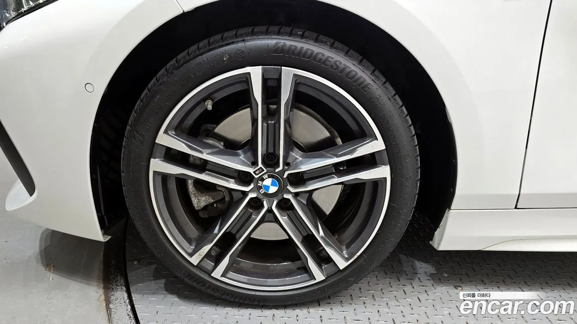 BMW 1-Series 2024 из KR, фото 5
