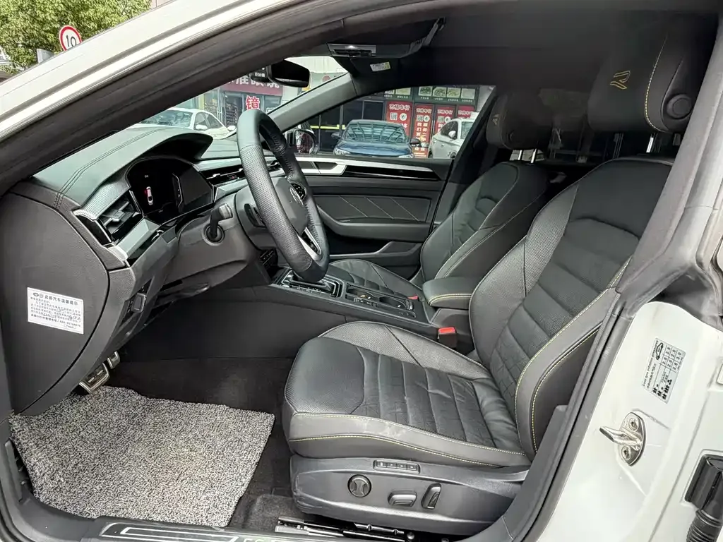 Volkswagen CC 2022 из CN, фото 9