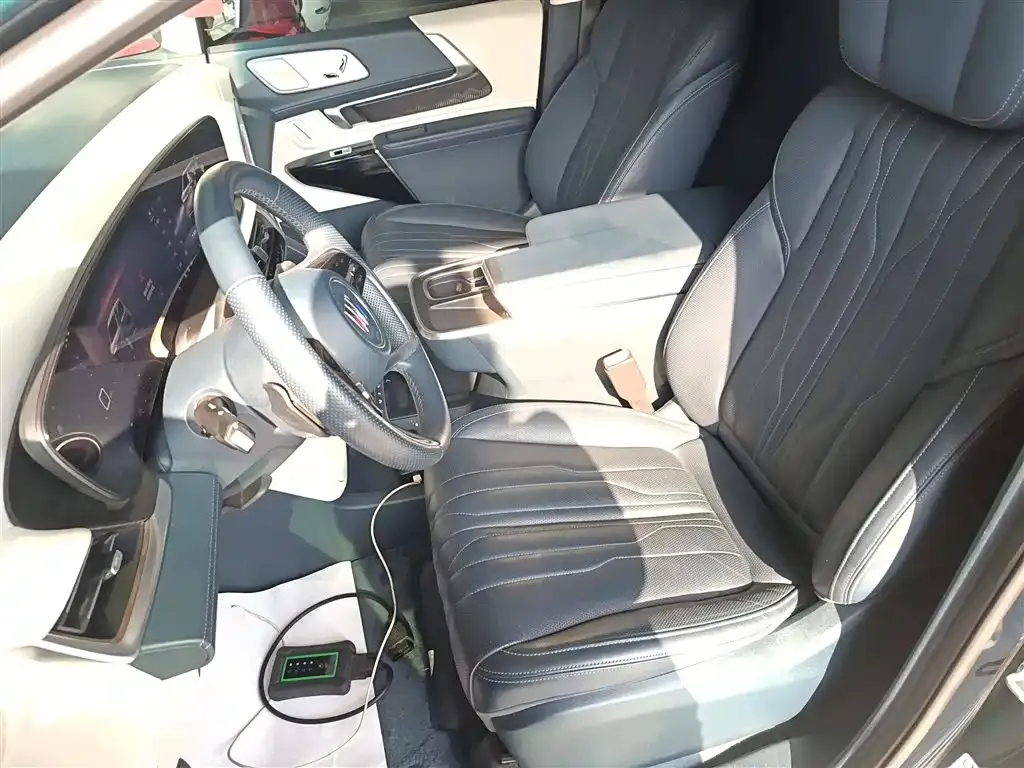 Buick Century 2023 из CN, фото 7